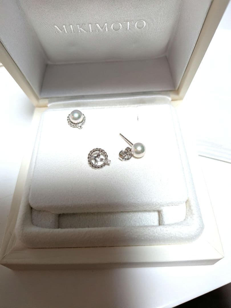 最終お値下げ★現行品　ミキモトパールピアス　極美品168300円　付属品付未使用