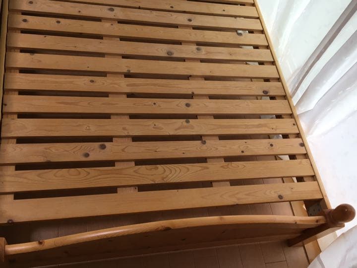 セミダブルベッド2個