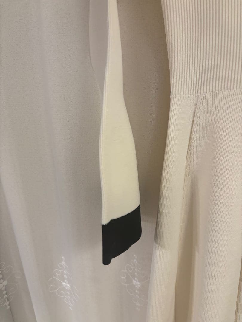 美品！CELFORD ベルスリーブ ガーメントワンピース オフホワイト