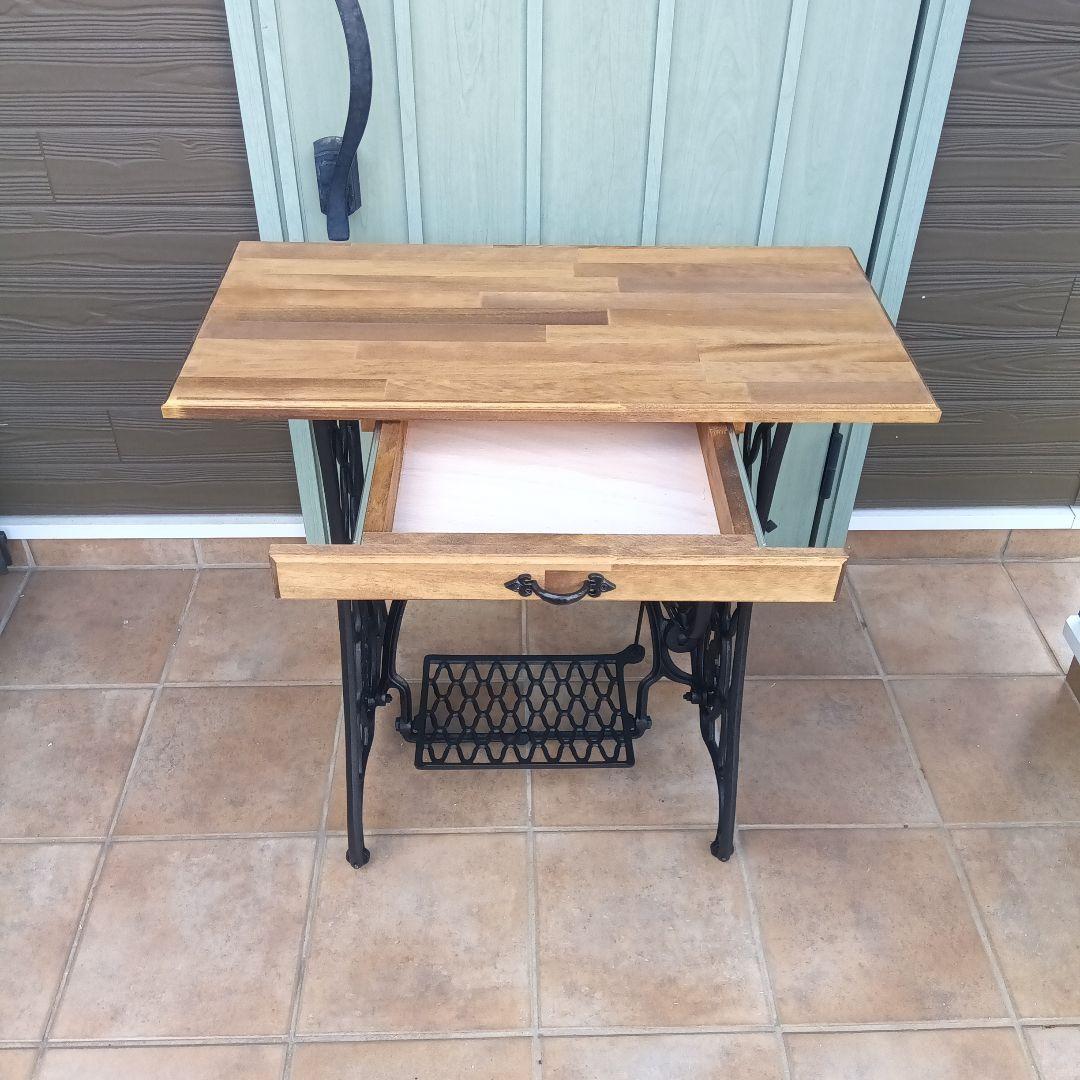 足踏みミシンテーブル　シンガー