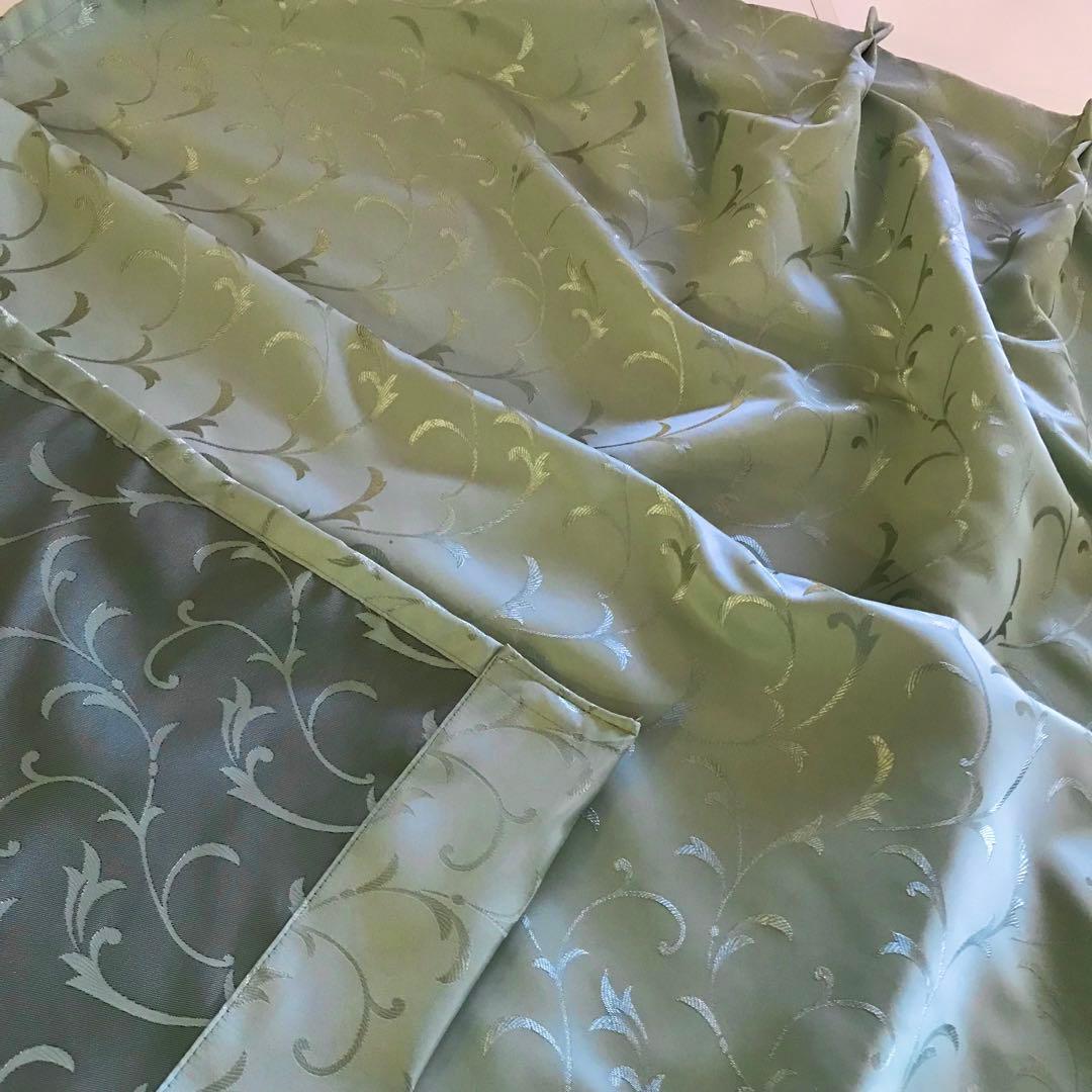 厚地カーテン　幅150cm×丈240cm2枚　グリーン