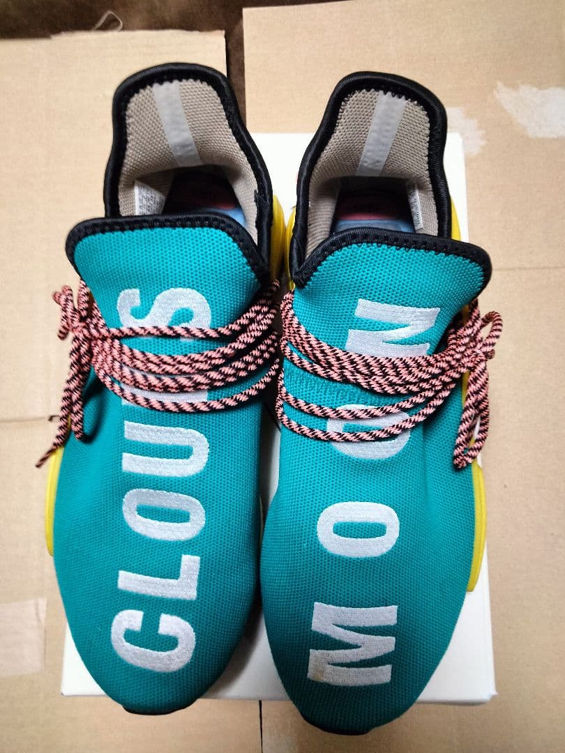 adidas NMD×Humanrace ファレルウィリアムス