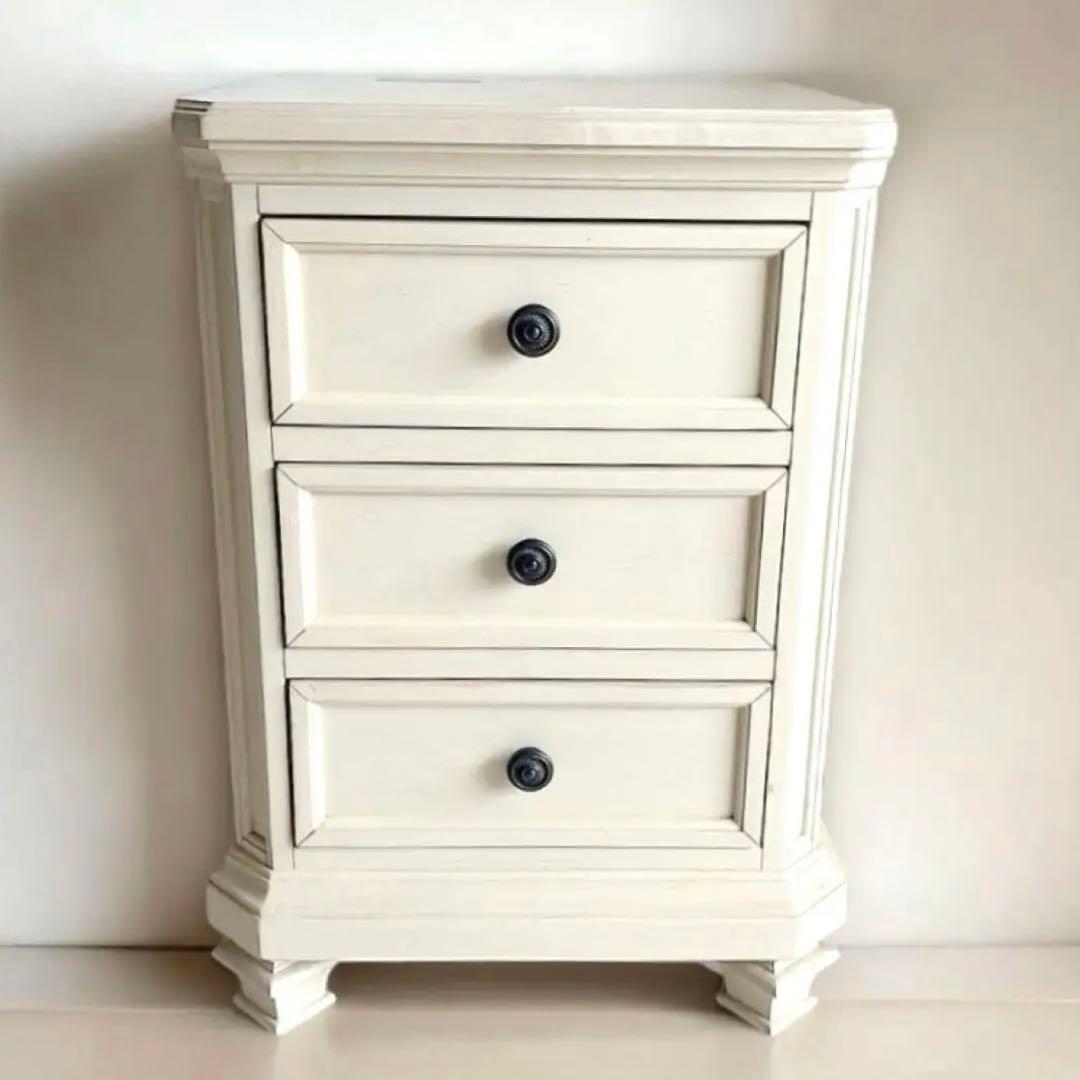 重厚感ある白家具フレンチカントリーチェスト三段オフホワイト