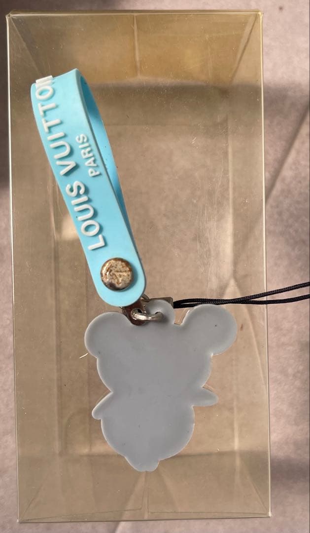 LOUIS VUITTON キーホルダー 8個セット