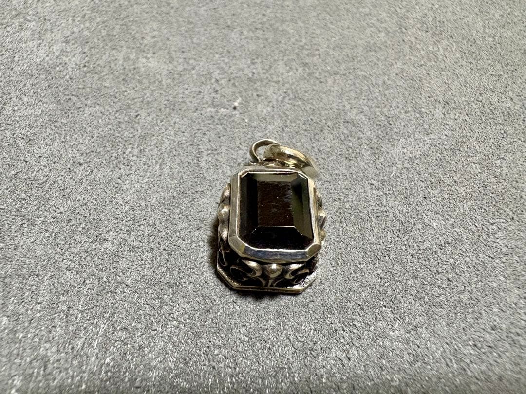 DEAL DESIGN リリーコフィントップ