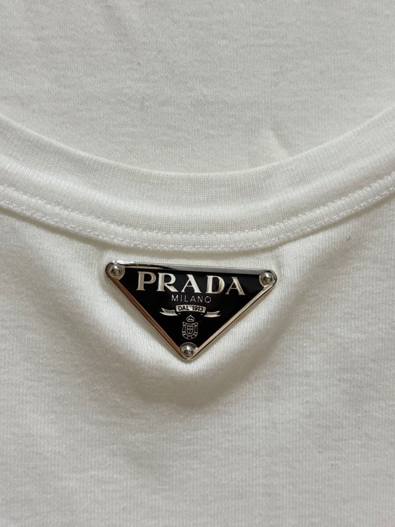 prada タンクトップ ロゴ リブニット ノースリーブ トライアングル プラダ