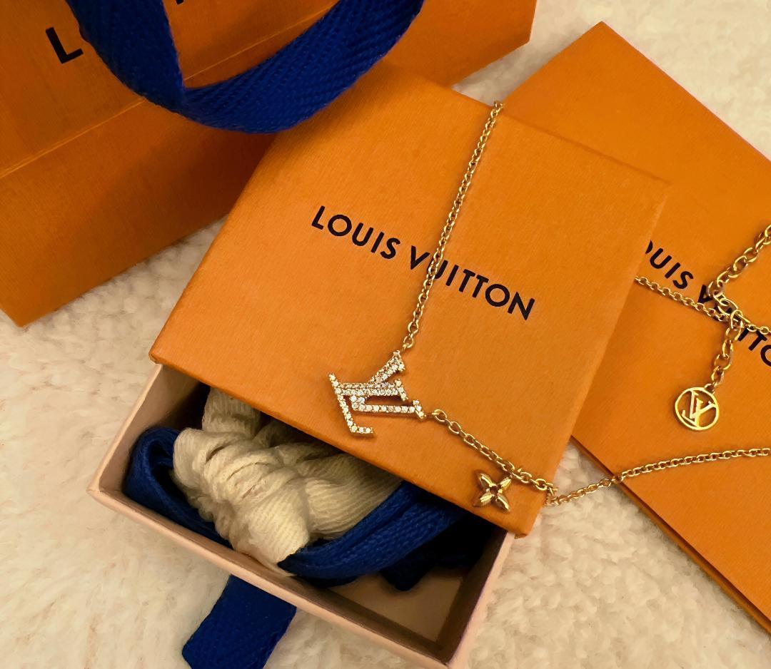 ネックレス アイコニック ペンダント ゴールド