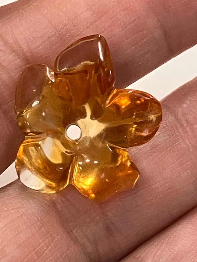 天然シトリン 花形　ルース　18.813ct 約2.5cm 日宝簡易鑑別