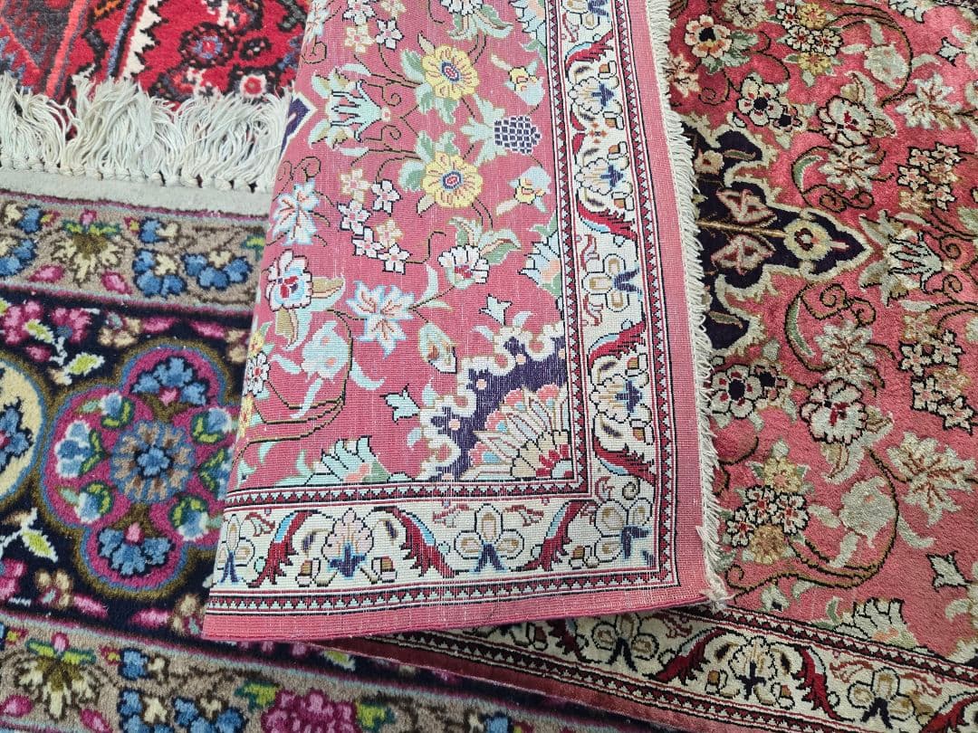 ペルシャ絨毯本物保証クム産100%手織り天然シルク花柄赤玄関マット84×55cm