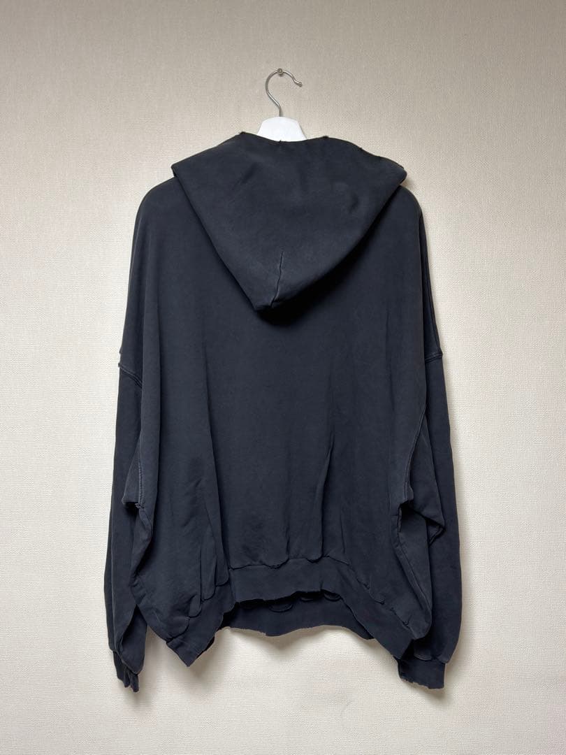 BALENCIAGA Be different フーディー サイズ1