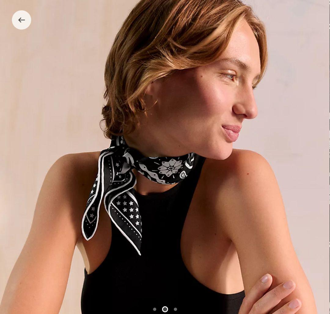 Hermes　エルメス　シルクバンダナ55