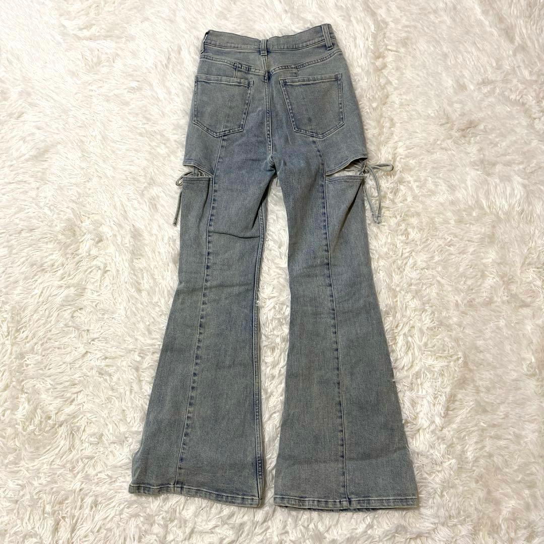 RESEXXY リゼクシー　カットアウトリボンフレアデニムパンツ