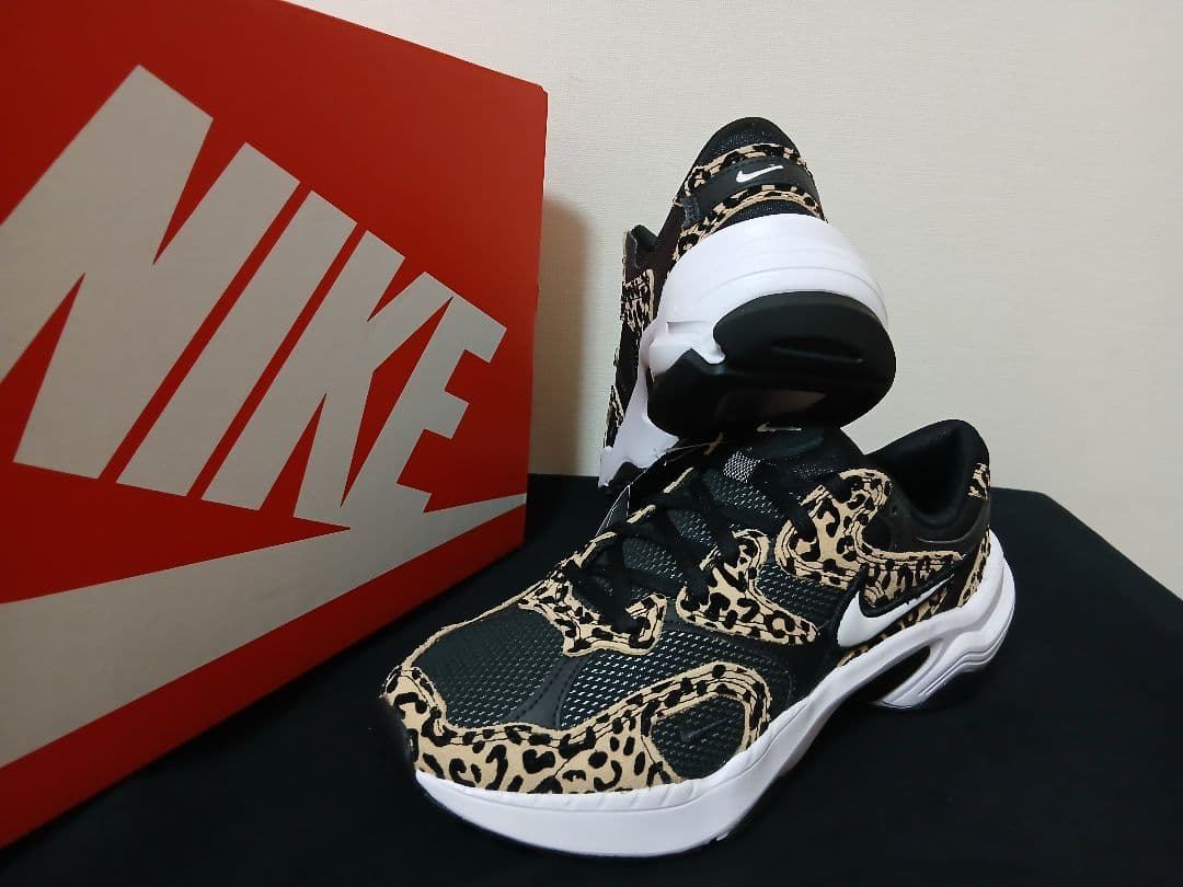 新品25cmNIKEナイキ AL8ブラックヒョウレオパード