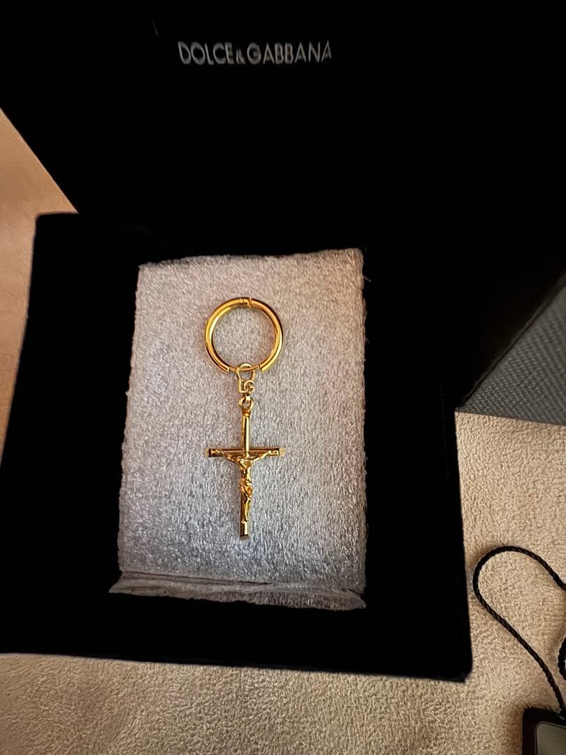 DOLCE&GABBANA キリスト ピアス 片耳用