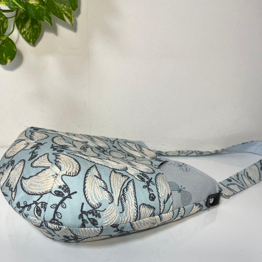 ミナペルホネン　ハンドメイドバッグ　まーるいショルダーバッグ