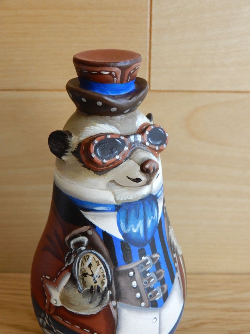 スヴェトラーナ・ニコラエヴァ　単体人形ペア　～ミーアキャット～　マトリョーシカ