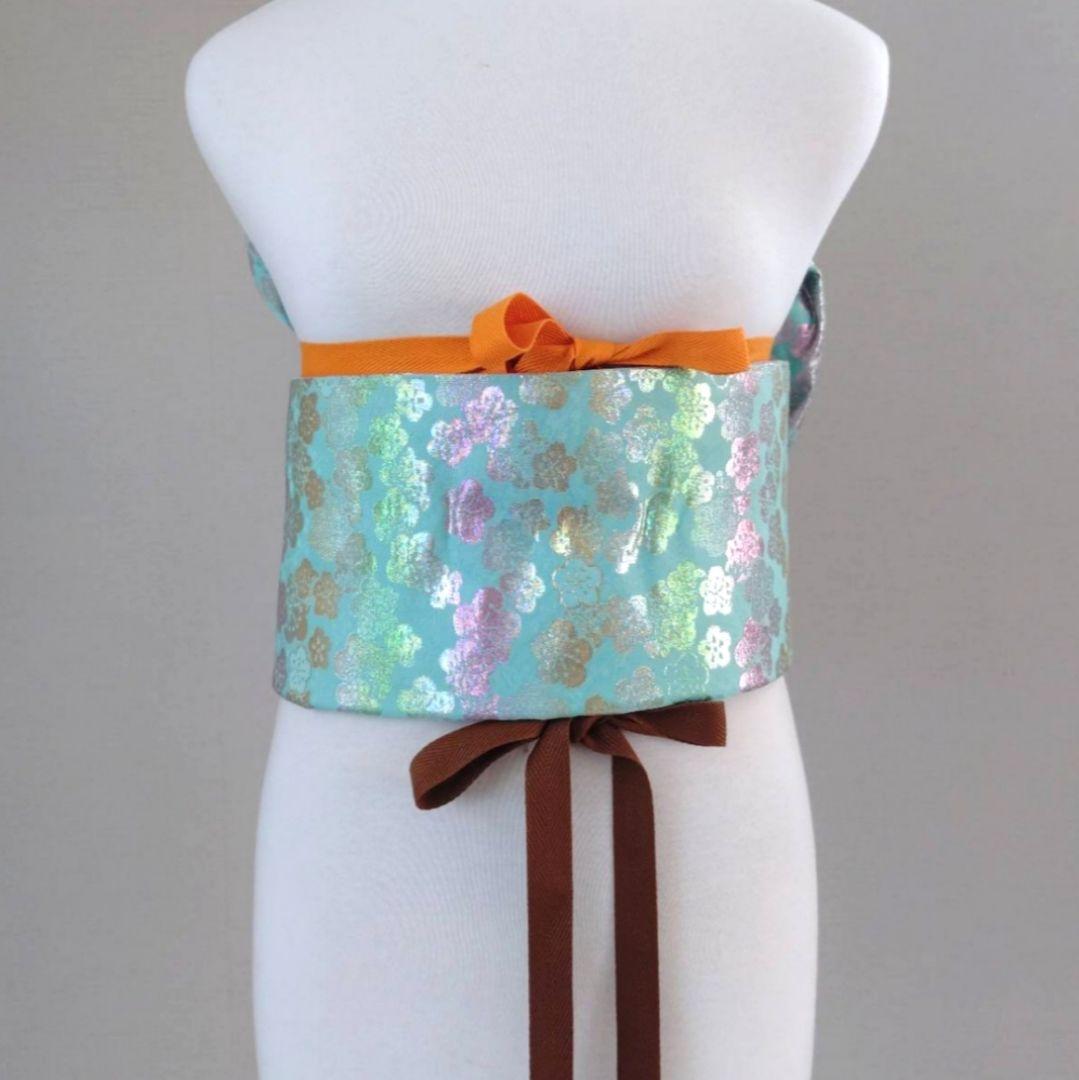 セール☆　振袖と作り帯など5点セット　ミントグリーンに蝶花　作り帯付け帯　刺繍