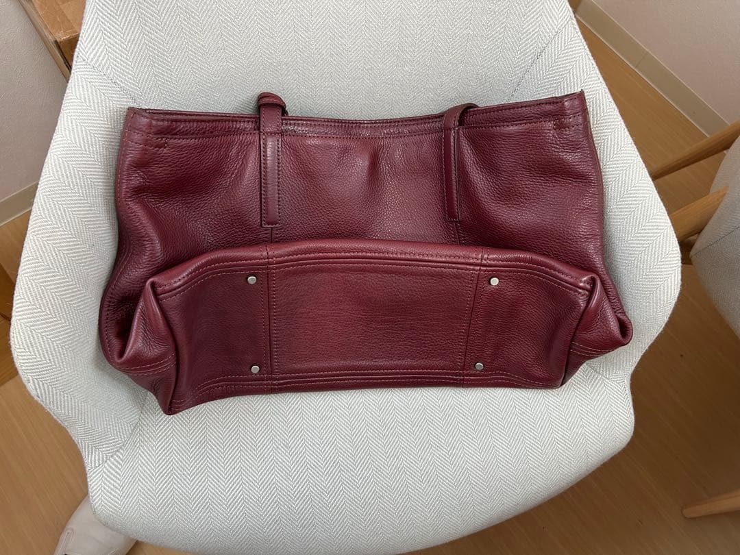 【超値引き】aniary アニアリ レザー トートバッグ　ボルドー