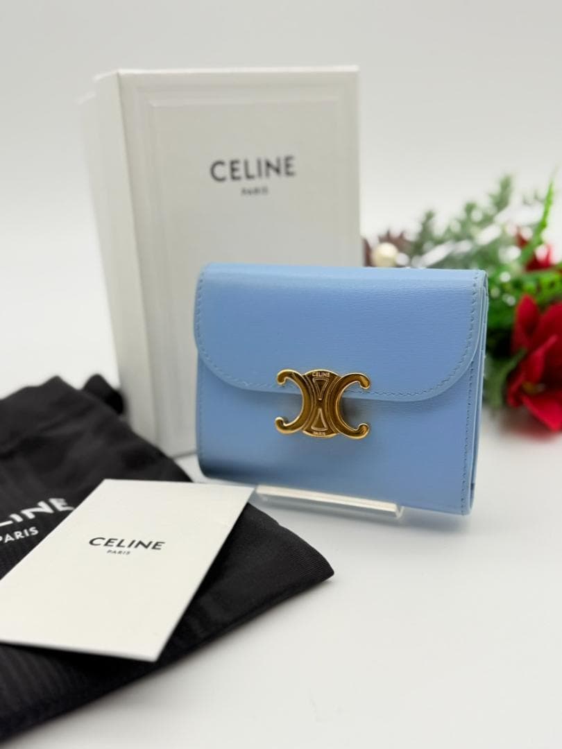 極美品 付属品完備 CELINE トリオンフ 三つ折り財布 ブルー 水色