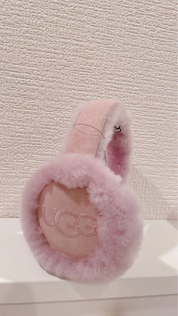 UGG アグ シープスキン　希少カラー PINK ピンク イヤマフ　イヤーマフ