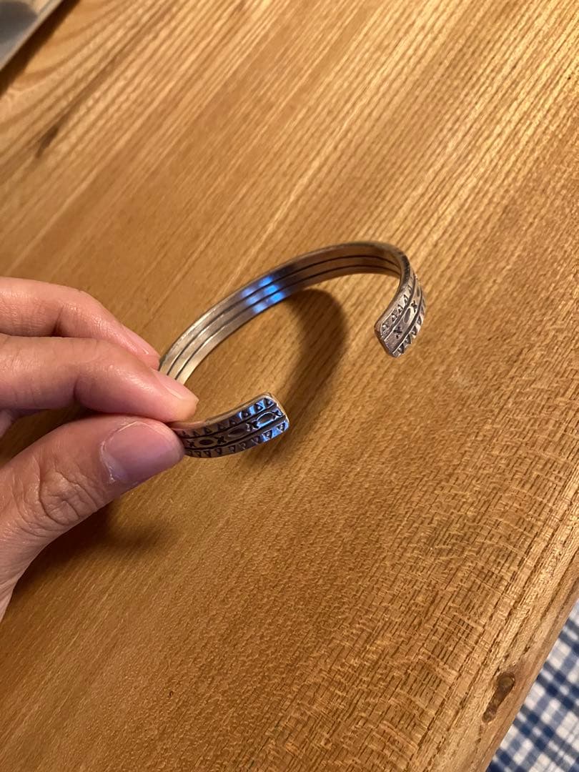 シルバー 幾何学模様 カレン族　ハンドメイド　タイジュエリー　バングル