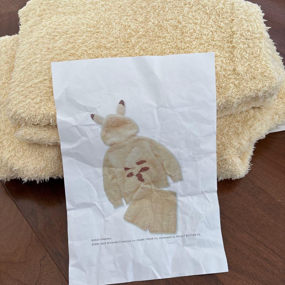 ジェラートピケ　ポケモンスリーブ　ピカチュウパーカ&ショートパンツセット