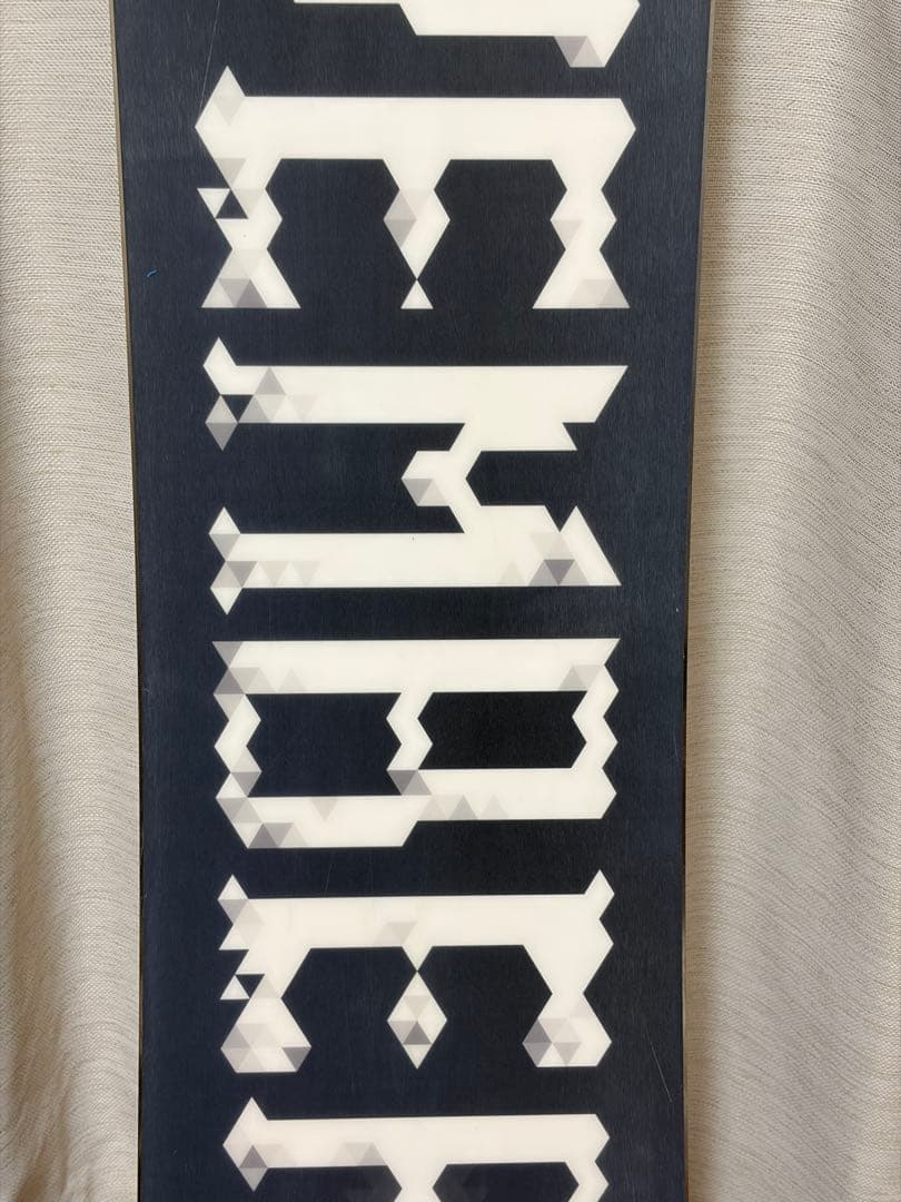 NOVEMBER ARTISTE 18-19 （157)