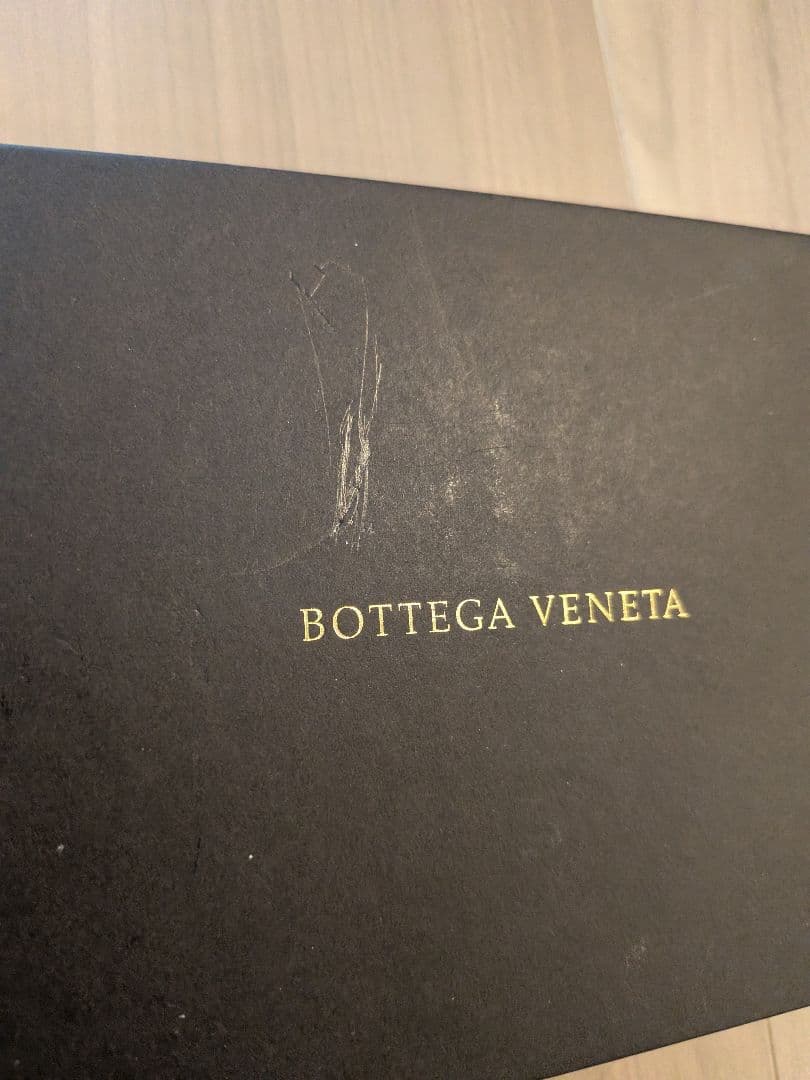 中古　BOTTEGA VENETA 二つ折り財布 ブラック