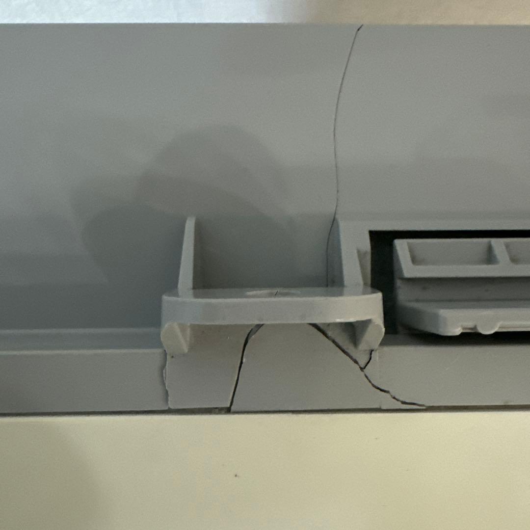 CORONAルームエアコン　ウインド型冷房専用　形式名CW-168G