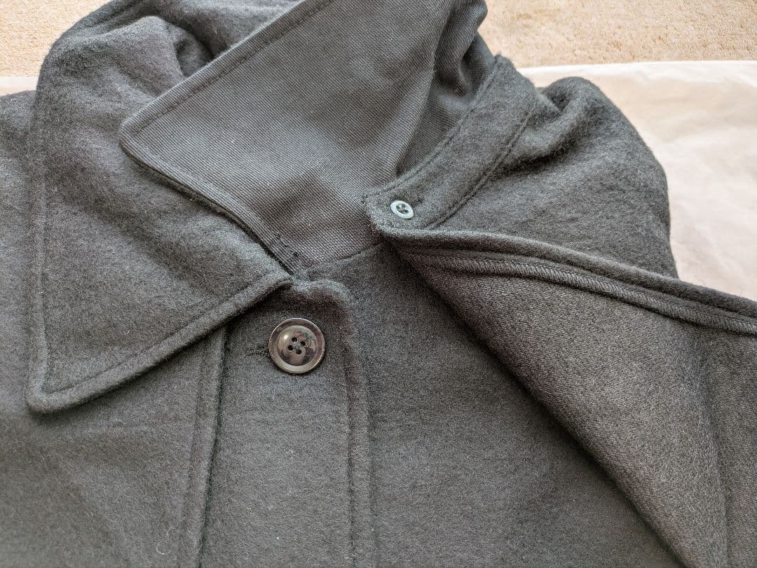 【未使用】サニークラウズ・ 3L・魔女のケープ付きコート・ブラック・フェリシモ