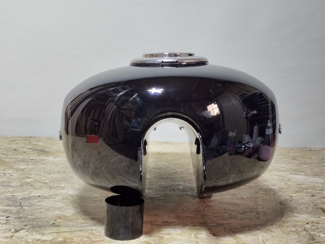 スポーツスター 純正タンク17L（4.5gal）XL883・1200共通