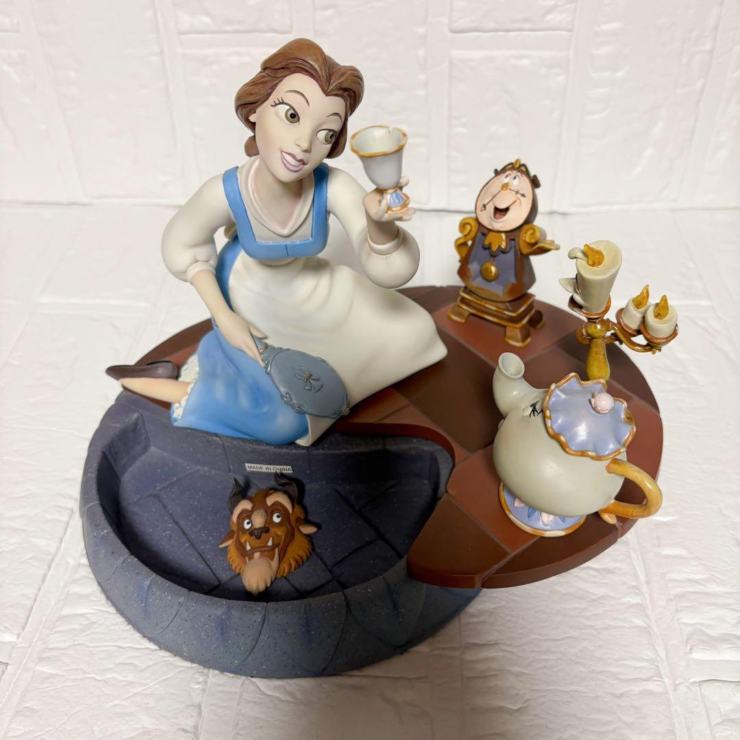 ディズニー　美女と野獣　ベル　小物入れ　置物