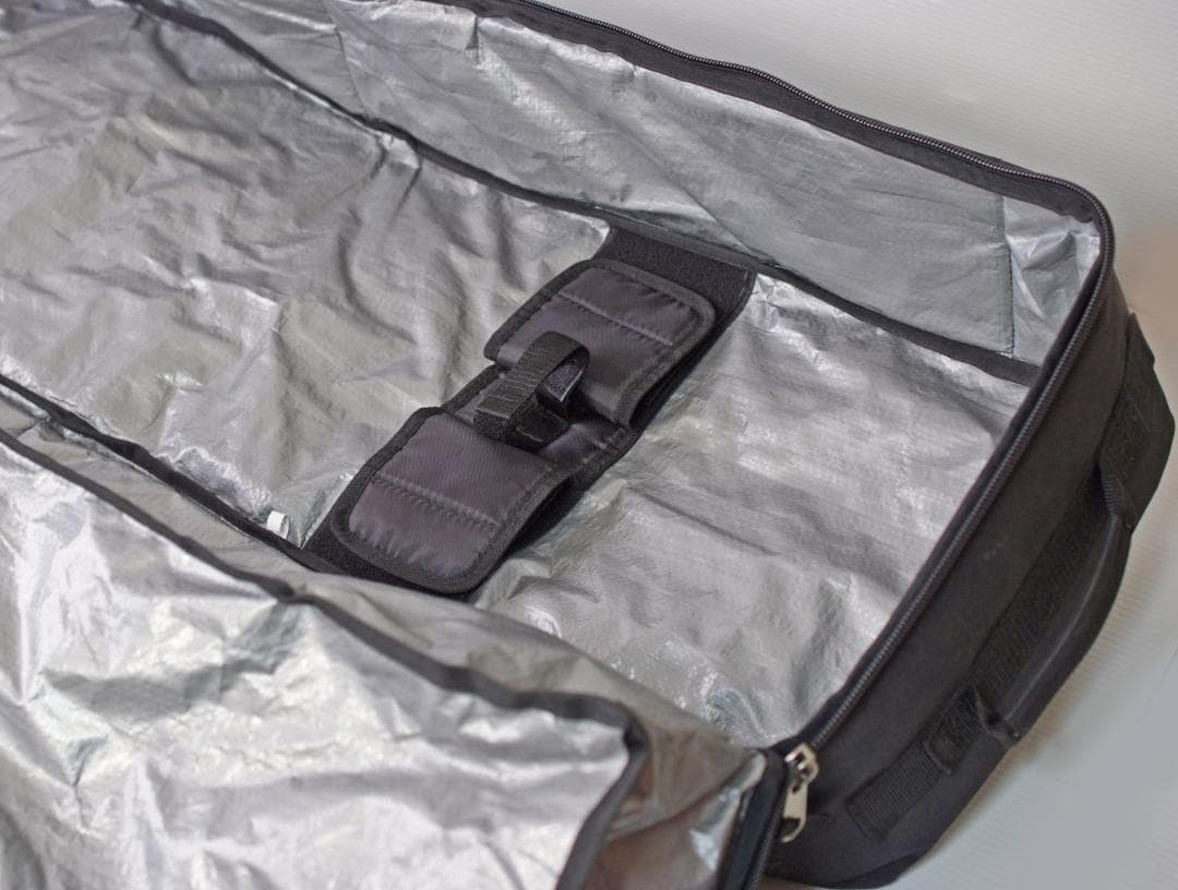 ☆オールインワン W35大型スキーケース ブーツ収納 静音ローラー スノーボード