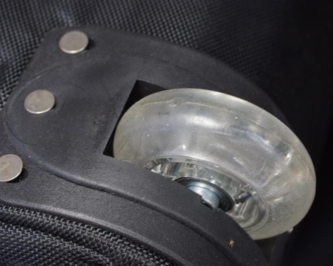 ☆オールインワン W35大型スキーケース ブーツ収納 静音ローラー スノーボード