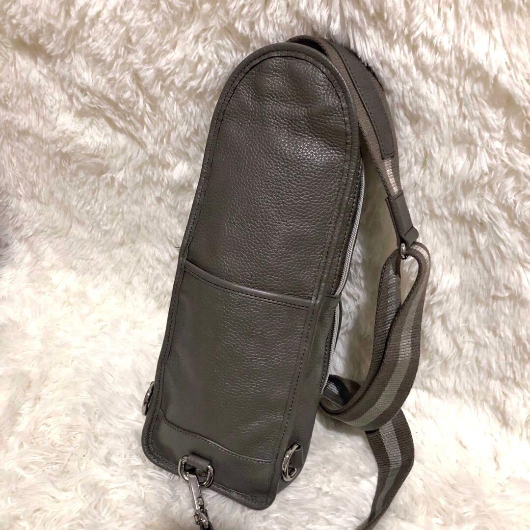 現行·未使用✨オロビアンコ　レザー ボディバッグ ムッカ メンズ
