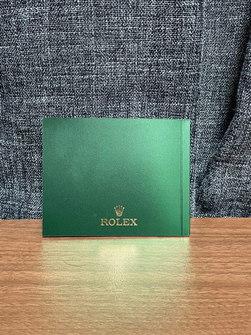 【極美品】ROLEX 箱　ギャランティカード等付属品有