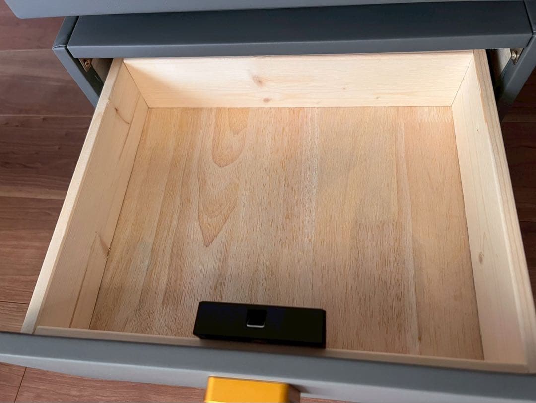 【現在価格4.8万】スマートナイトテーブル ワイヤレス充電・LED グレー 美品