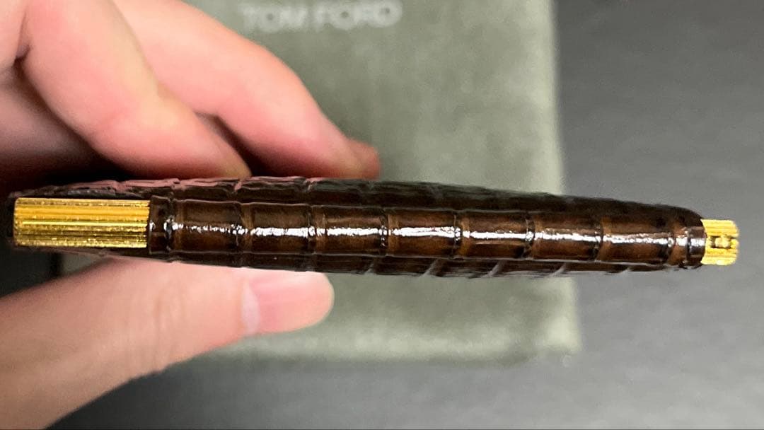 トムフォード　二つ折りマネークリップ