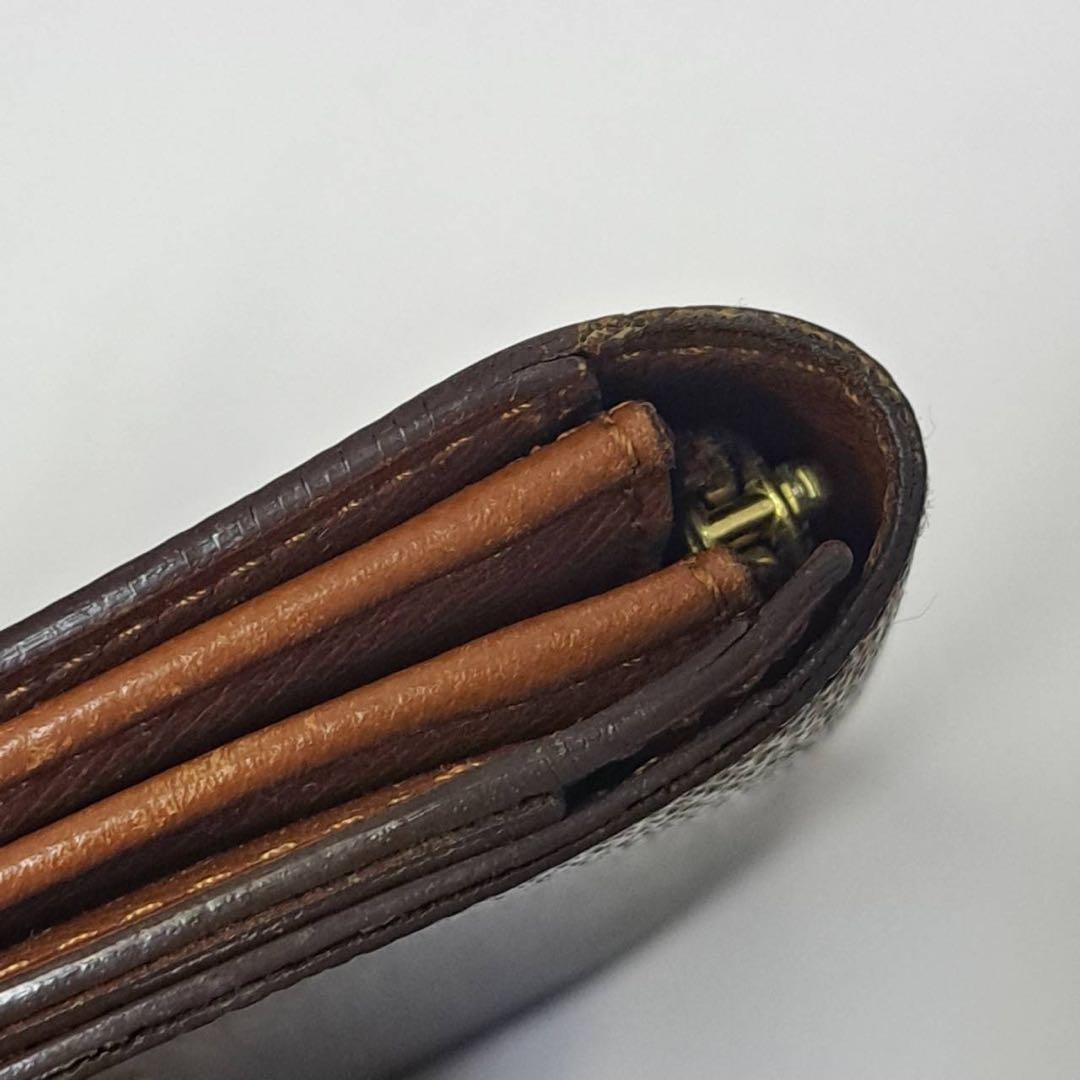 EK305 LOUIS VUITTON モノグラム　ポルトモネジップコンパクト