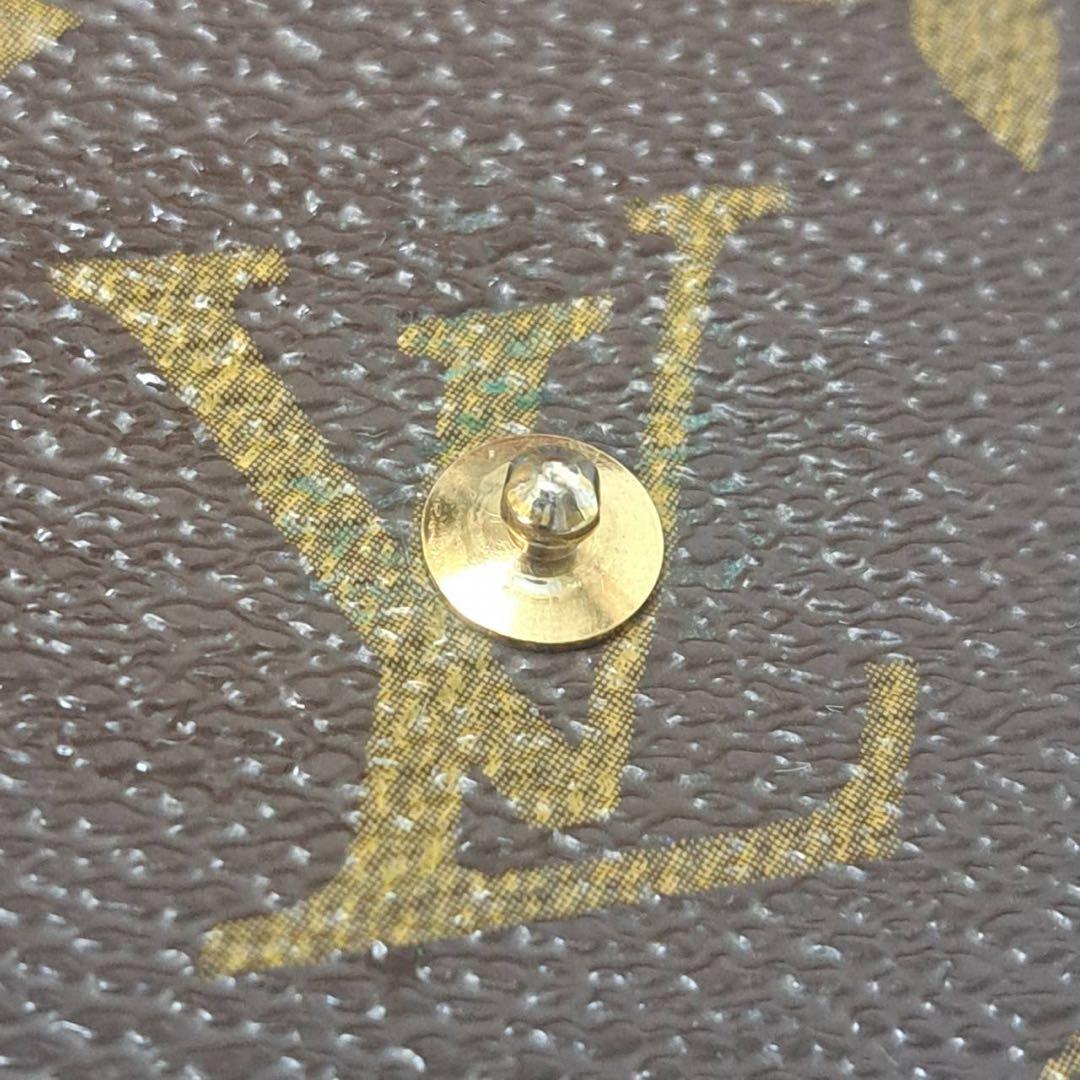 EK305 LOUIS VUITTON モノグラム　ポルトモネジップコンパクト