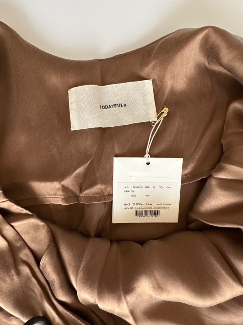 新品タグ付き： TODAYFUL トゥデイフル シルク100%コンビネゾン
