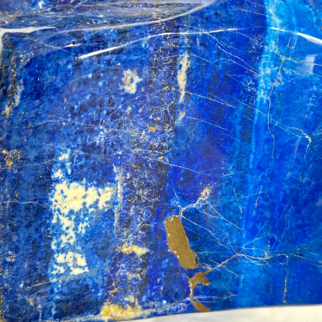 ラピスラズリLapis Lazuli — 永遠の叡智を宿す“聖なる青”