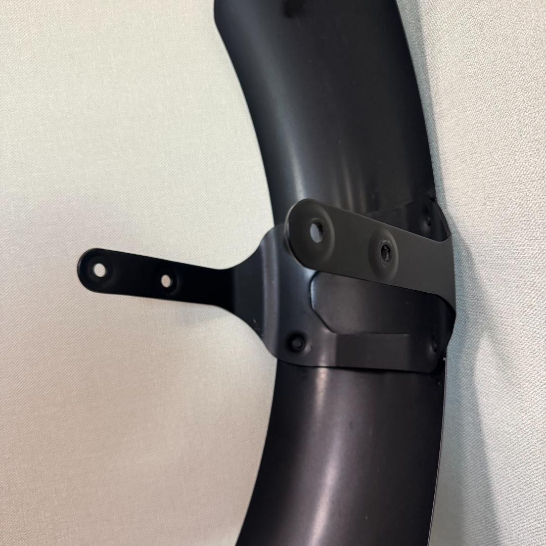 2023年ハーレーブレイクアウトFXBR 純正フロントフェンダー ブラックデニム