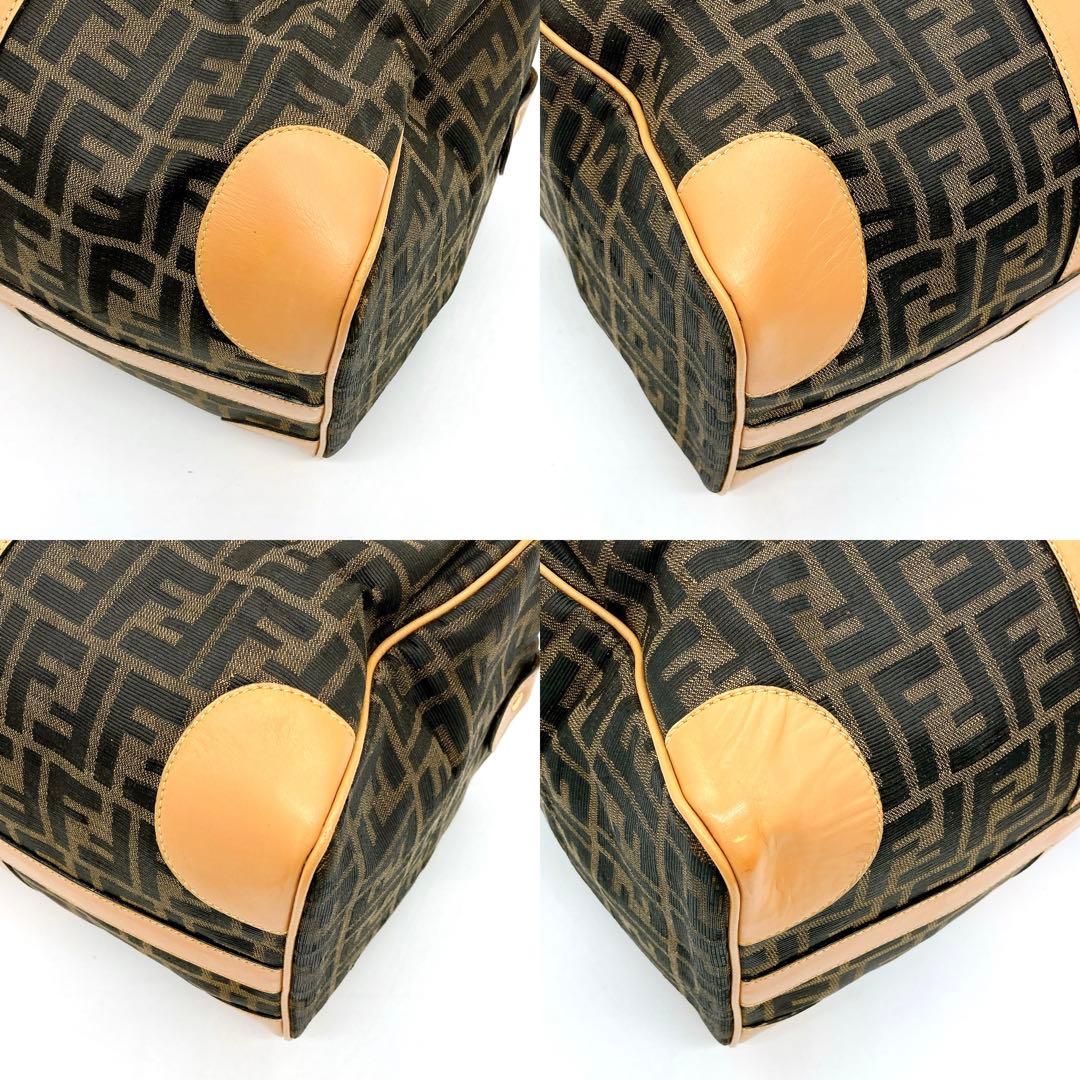 【FENDI】ハンドバッグ　ブラウン　ズッカ柄　キャンバス　ゴールド金具　ロゴ