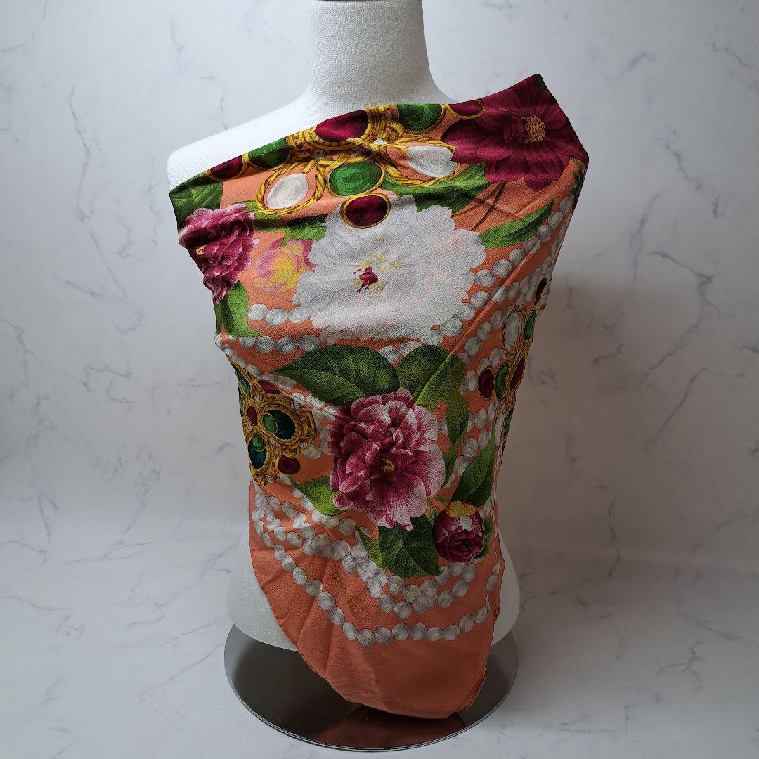 d*3様 20251104　シャネル　CHANEL　スカーフ　花　グリポア　パー