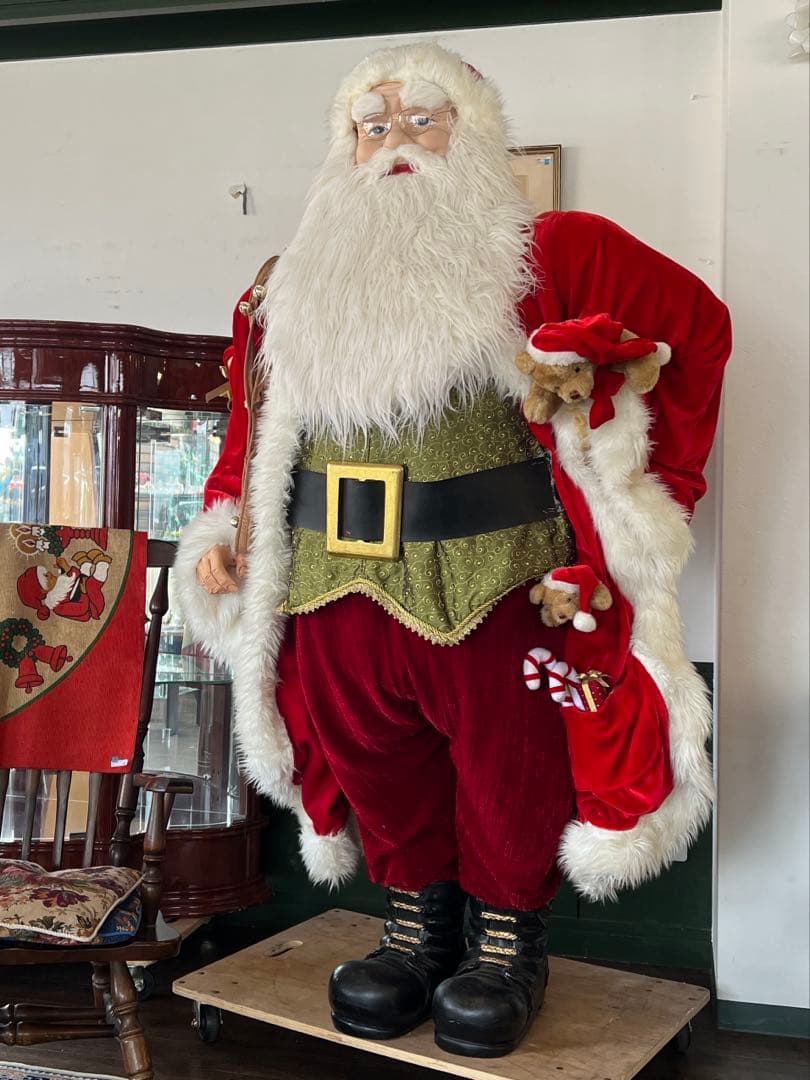 k165 クリスマス 存在感たっぷりのサンタクロースのオブジェ 大型 店舗什器
