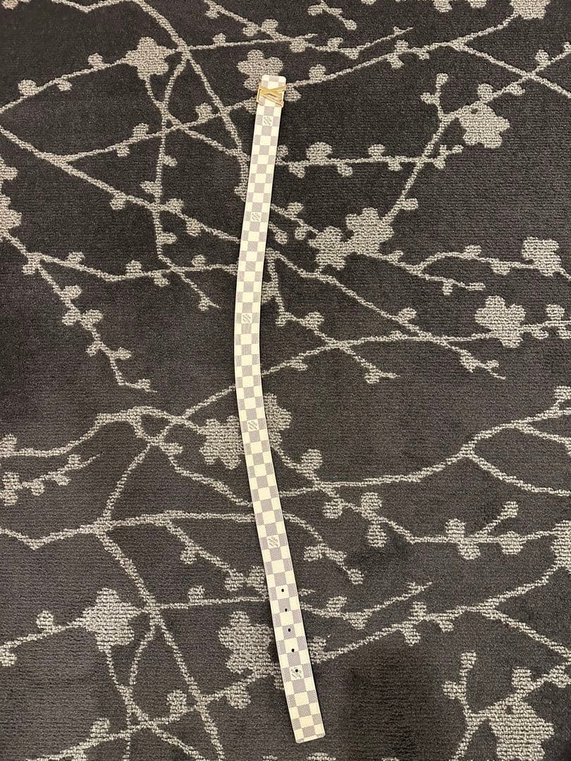 Louis Vuitton ダミエベルト ゴールドバックル　白　メンズ　85