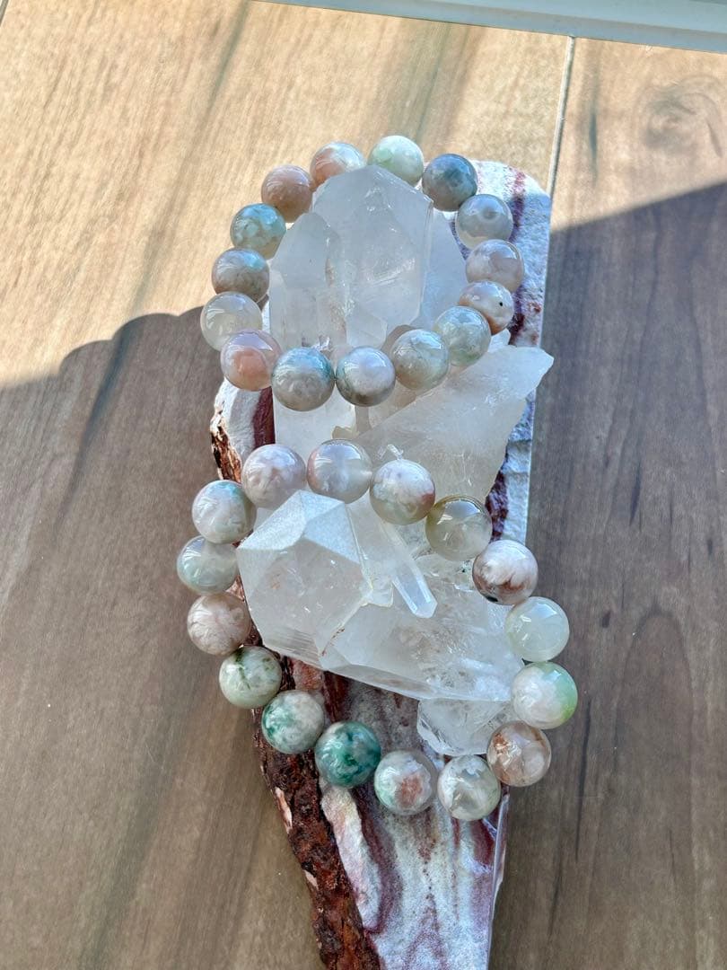 マニカラン水晶　クラスター　天然石　置物