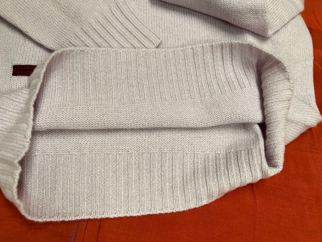 E*)様 アニオナ（AGNONA）ニットセーター　新品未使用