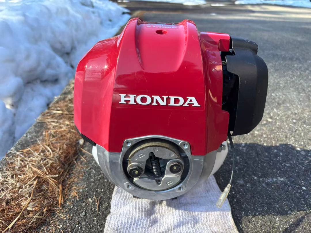 新品未使用　HONDA 草刈り機用エンジン